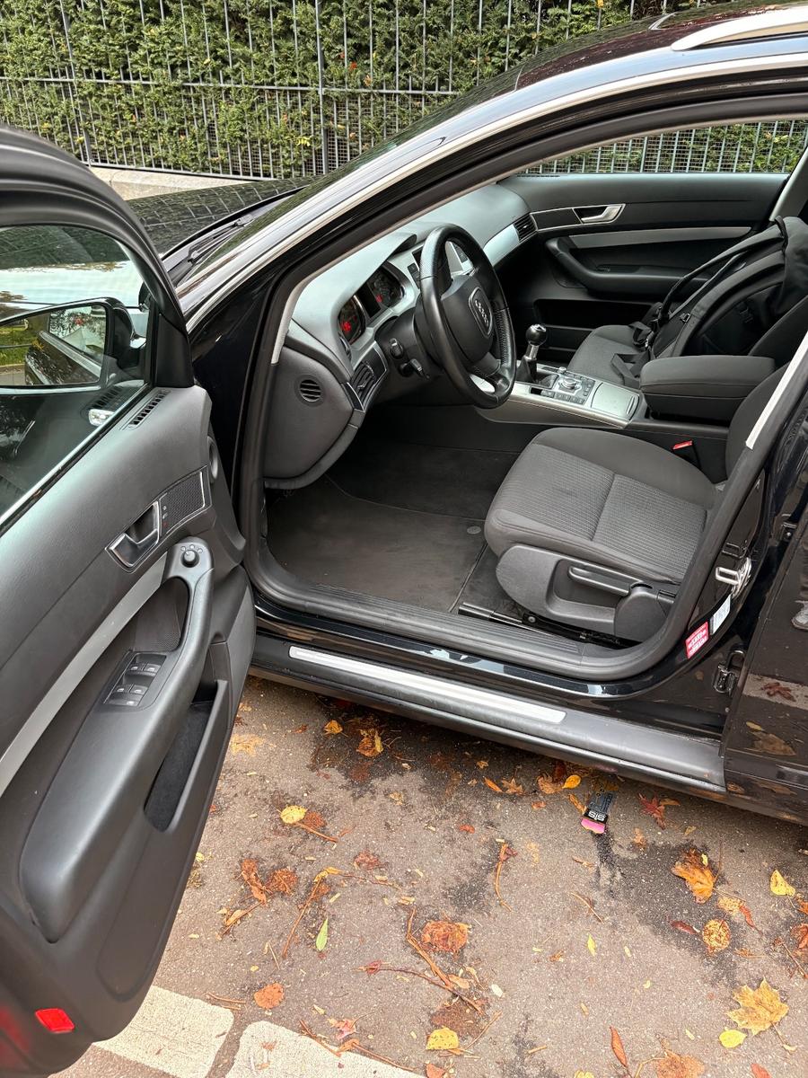Audi A6 2008 — interior