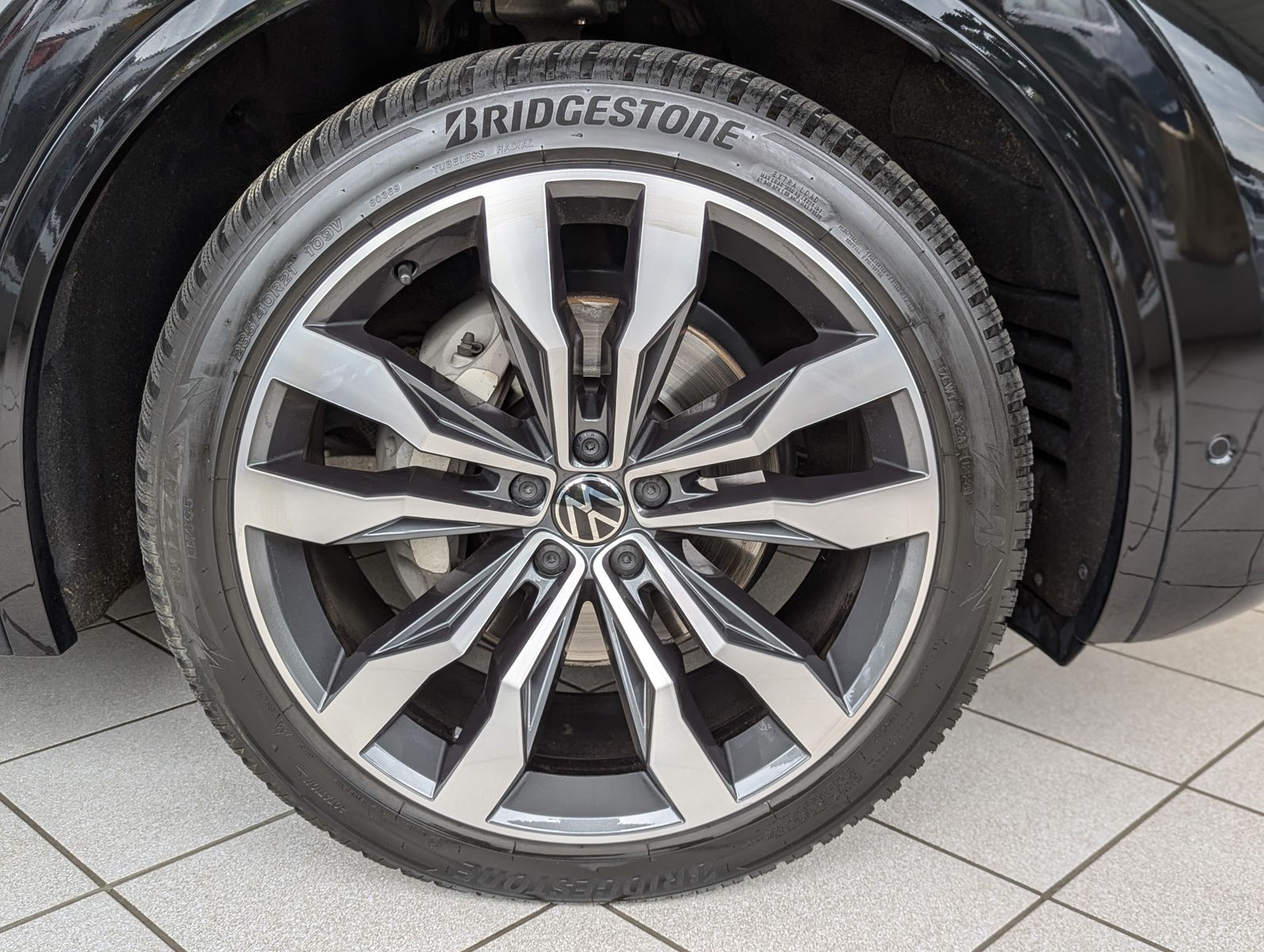 VW Touareg 3.0 TDI 4M R-Line Komfort-Paket UPE 111T - Image 10