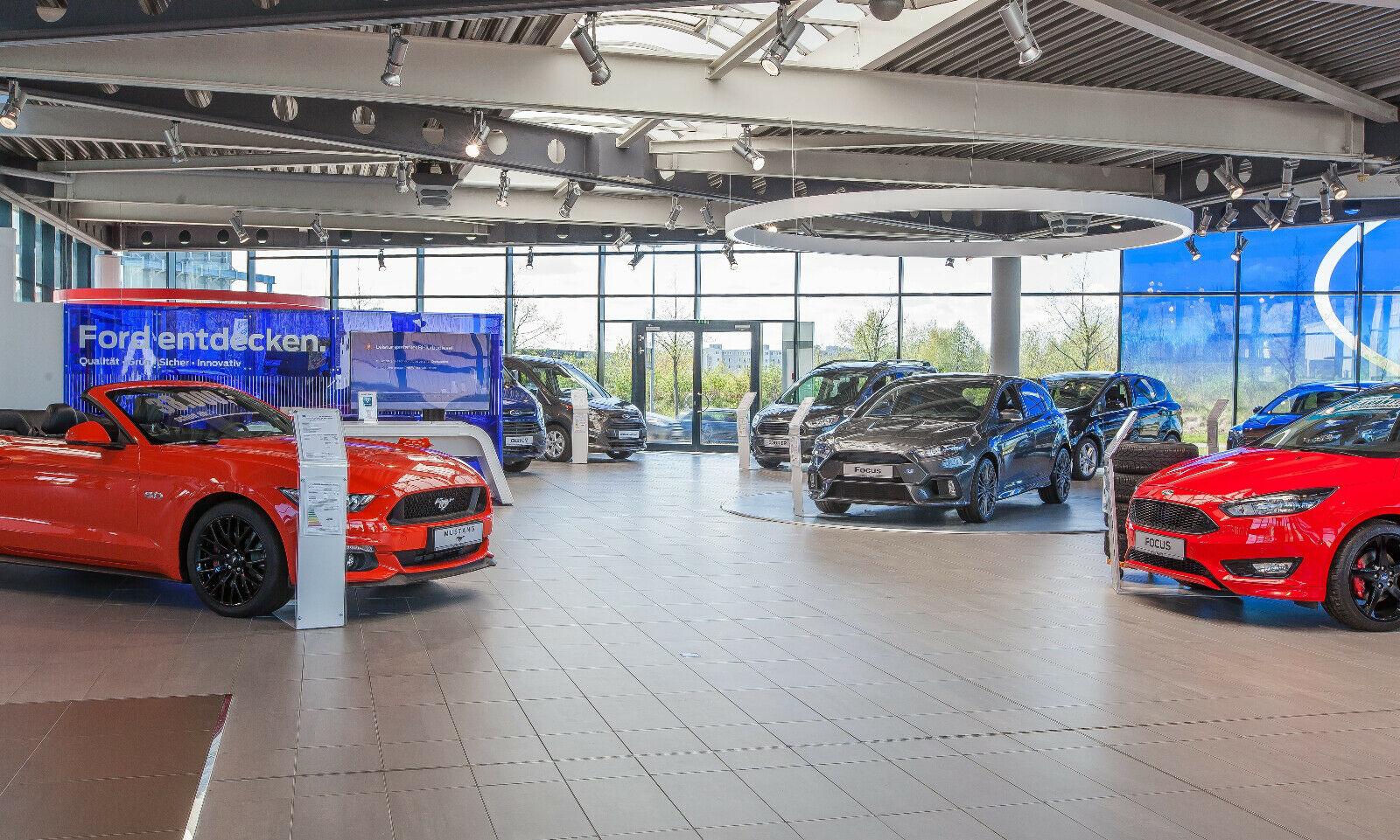 showroom-image-bottom