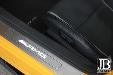 Fahrzeugabbildung Mercedes-Benz AMG GT C Roadster Keramik Carbon Night Burmester