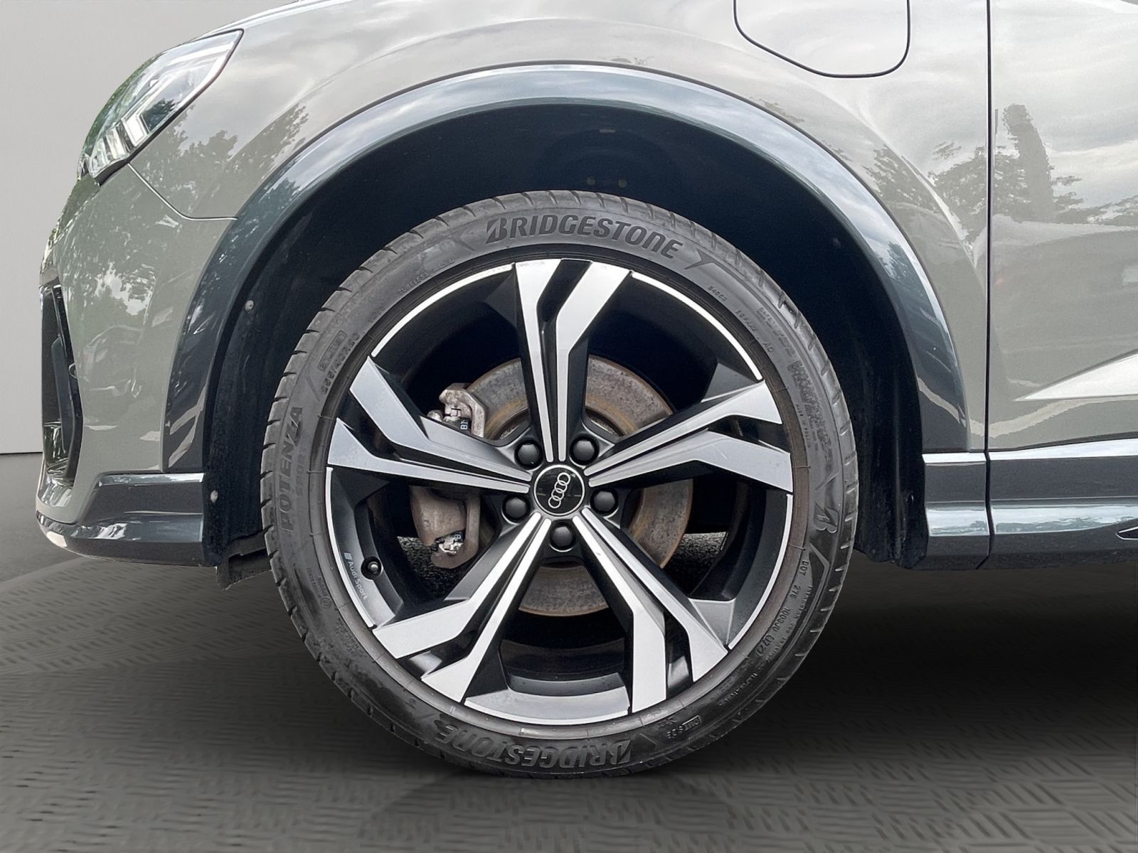 Audi Q3 SB 45 TFSI e S line Matrix AHK Kamera Navi foto 20
