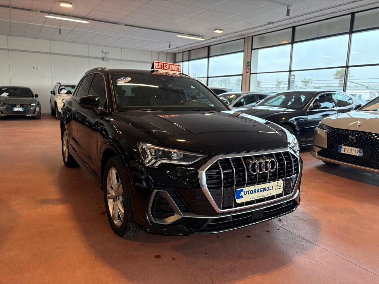 Audi Q3 S LINE EDITION 40 2.0 TDI 200 cv quattro imagem 2