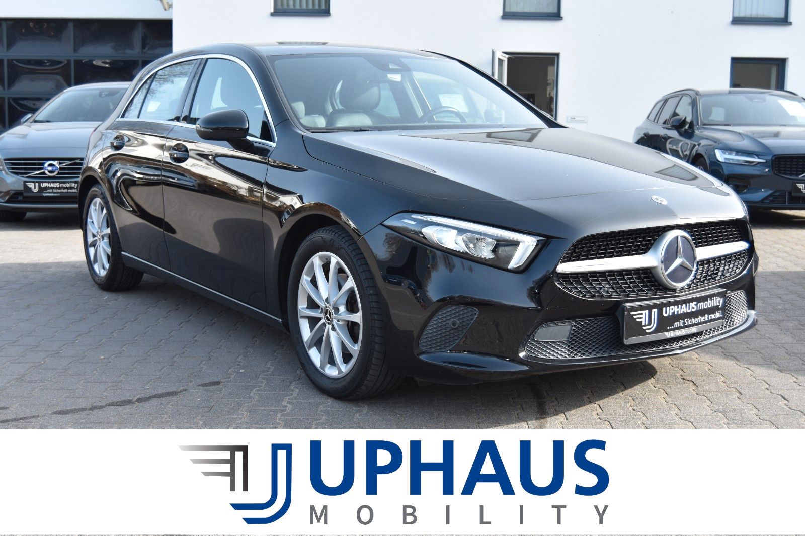 MERCEDES-BENZ A 200 Progressive Widscreen/MBUX/LED/Navi