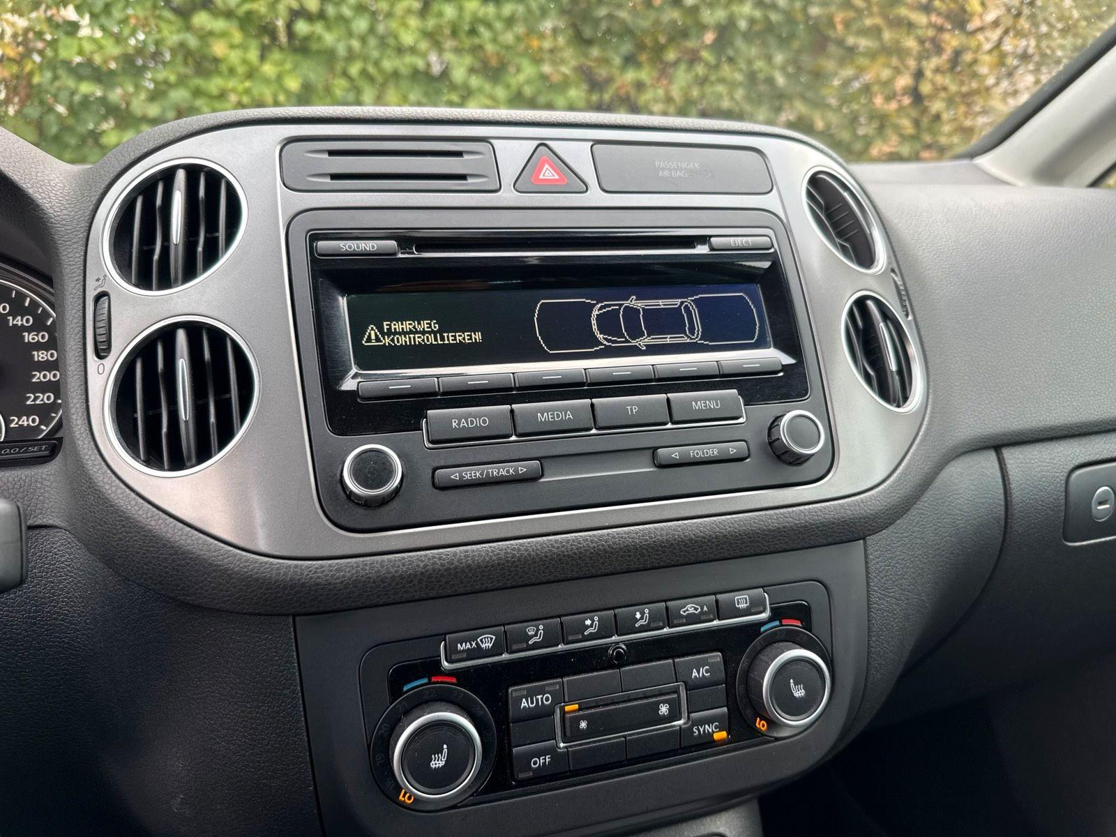 Volkswagen Golf 2012 — photo 8