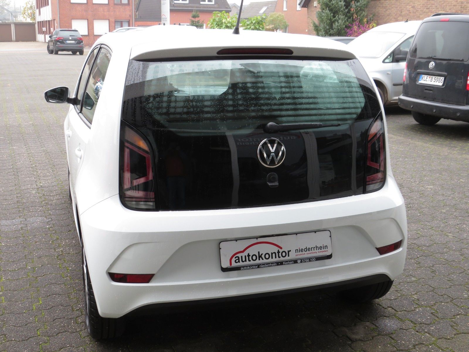 Fahrzeugabbildung Volkswagen up! 4T KLIMA MAPS&MORE CITY-NORBREMS DAB 1.H