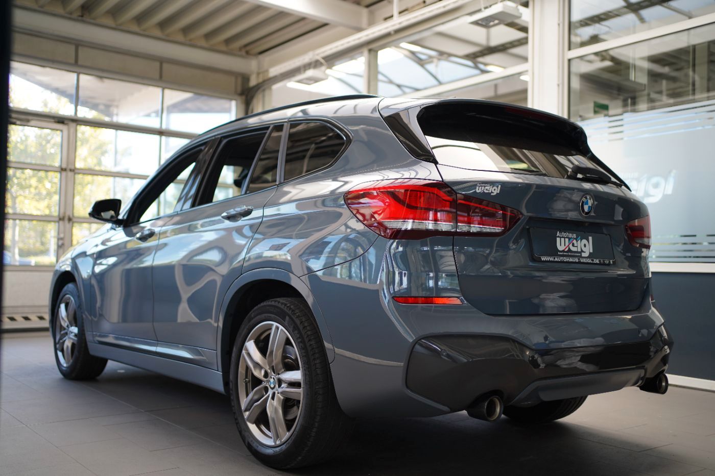 Fahrzeugabbildung BMW X1 xDrive20i M Sport Lenkradheiz+LED+AHK+Head Up