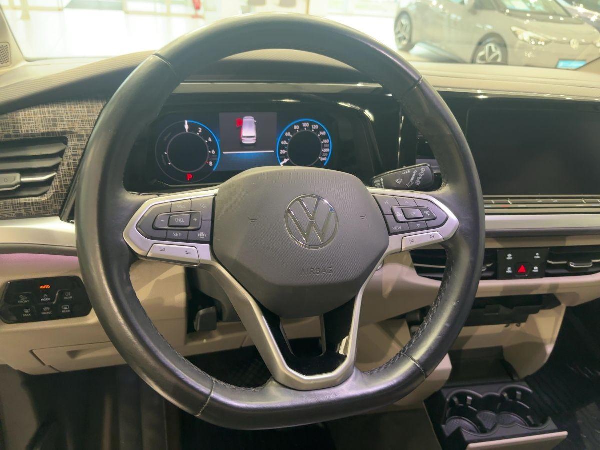 Volkswagen T7 Multivan 1,4 TSI Hybrid DSG "Life" Navi PDC S
