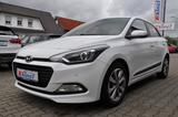Hyundai i20 blue Style - Hyundai i20: Blue