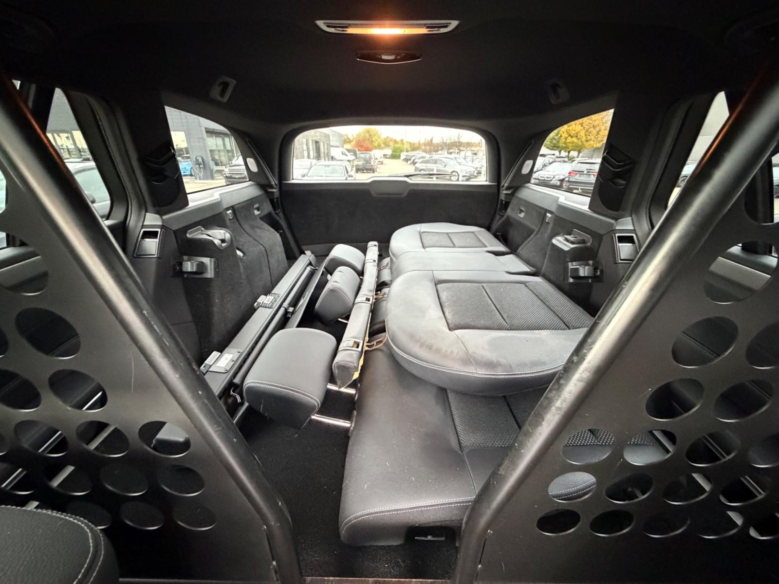 Mercedes-Benz E300 2013 — photo 18