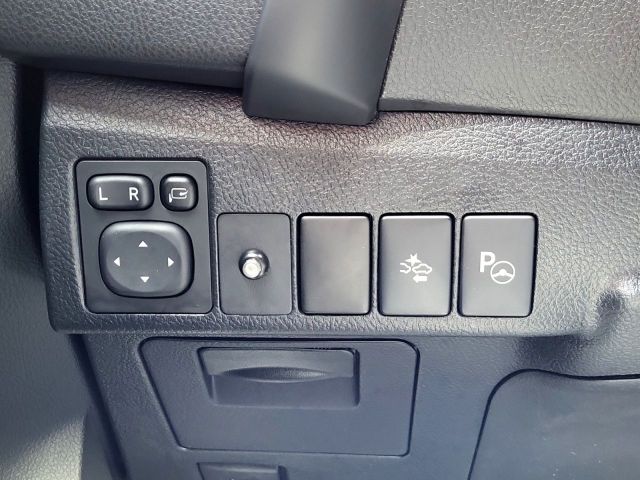 Auris 1.6 D-4D Executive Touring Sports