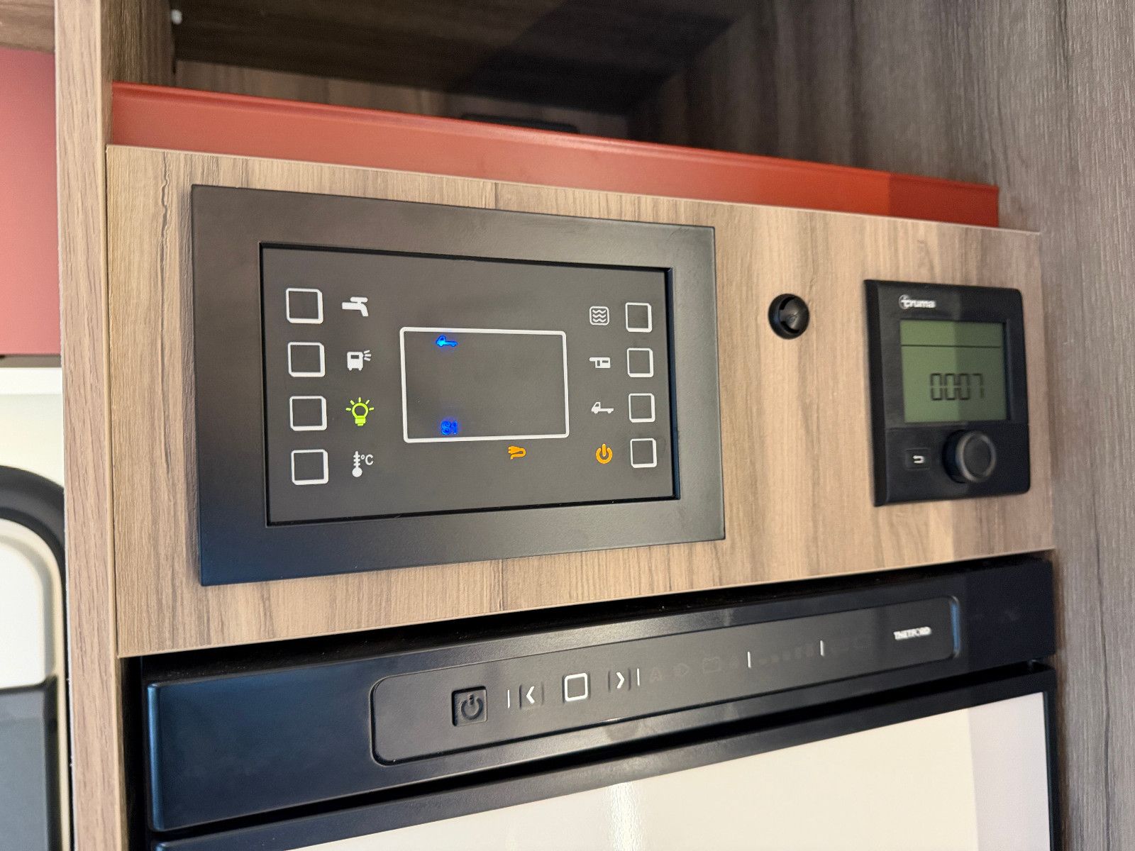 Fahrzeugabbildung Roller Team Kronos 284 M