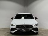 Mercedes-Benz CLA 220 4M AMG Line  LED RFK AHK Keyless - silberne Mercedes-Benz CLA 220