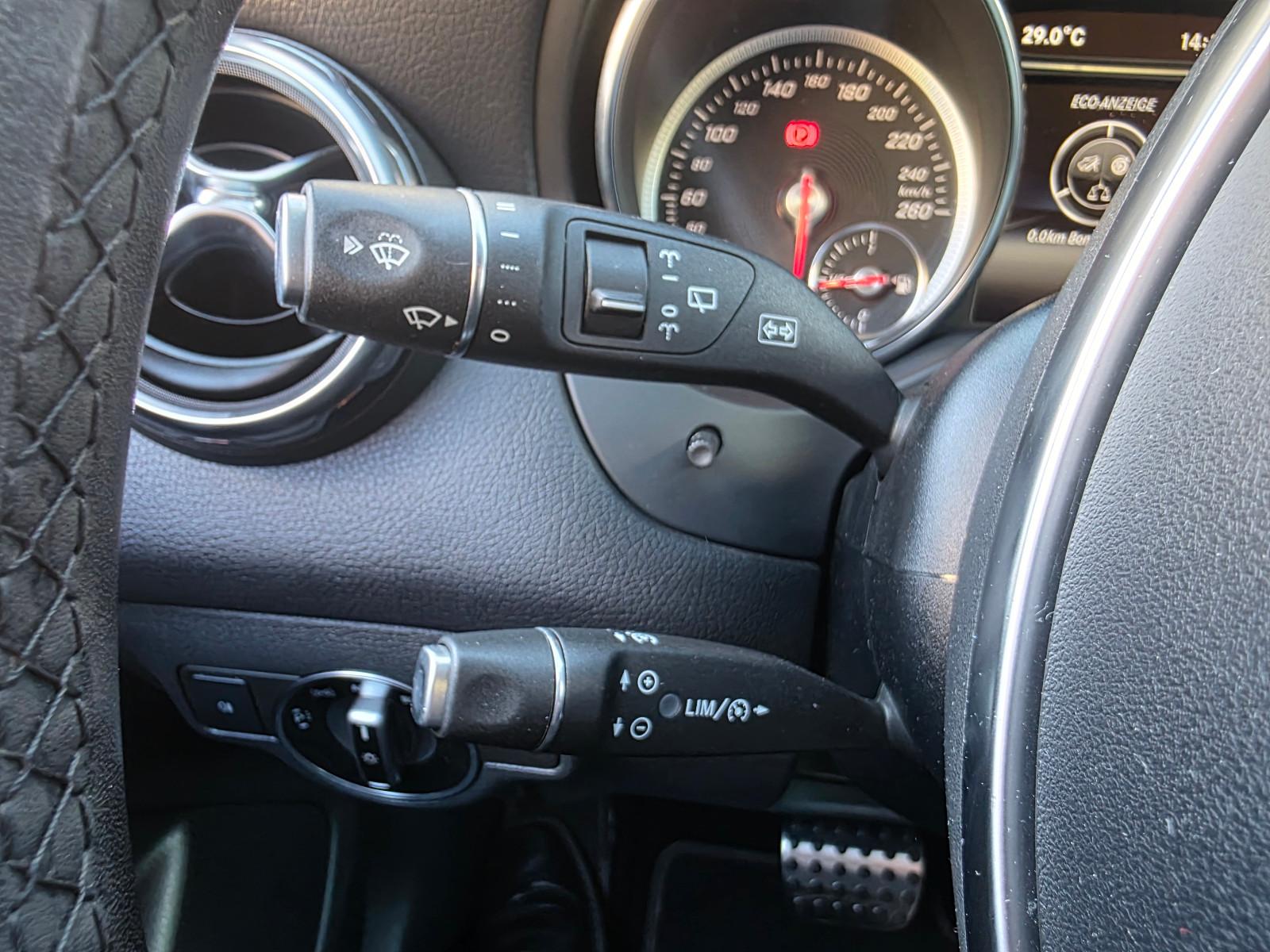 Mercedes-Benz GLA 200 CDI / d AMG Line