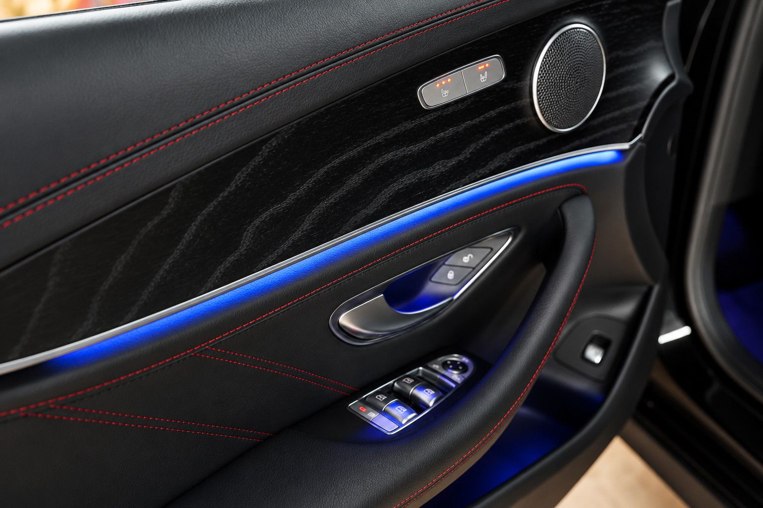Fahrzeugabbildung Mercedes-Benz E 43 AMG E 43 AMG 4Matic *Ambiente*MultibeamLED*