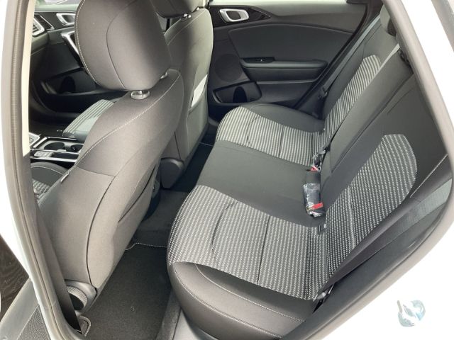 Fahrzeugabbildung Kia Ceed_sw VISION 1.5 T-GDI *KOMFORT-PLUS-PAKET*NAV