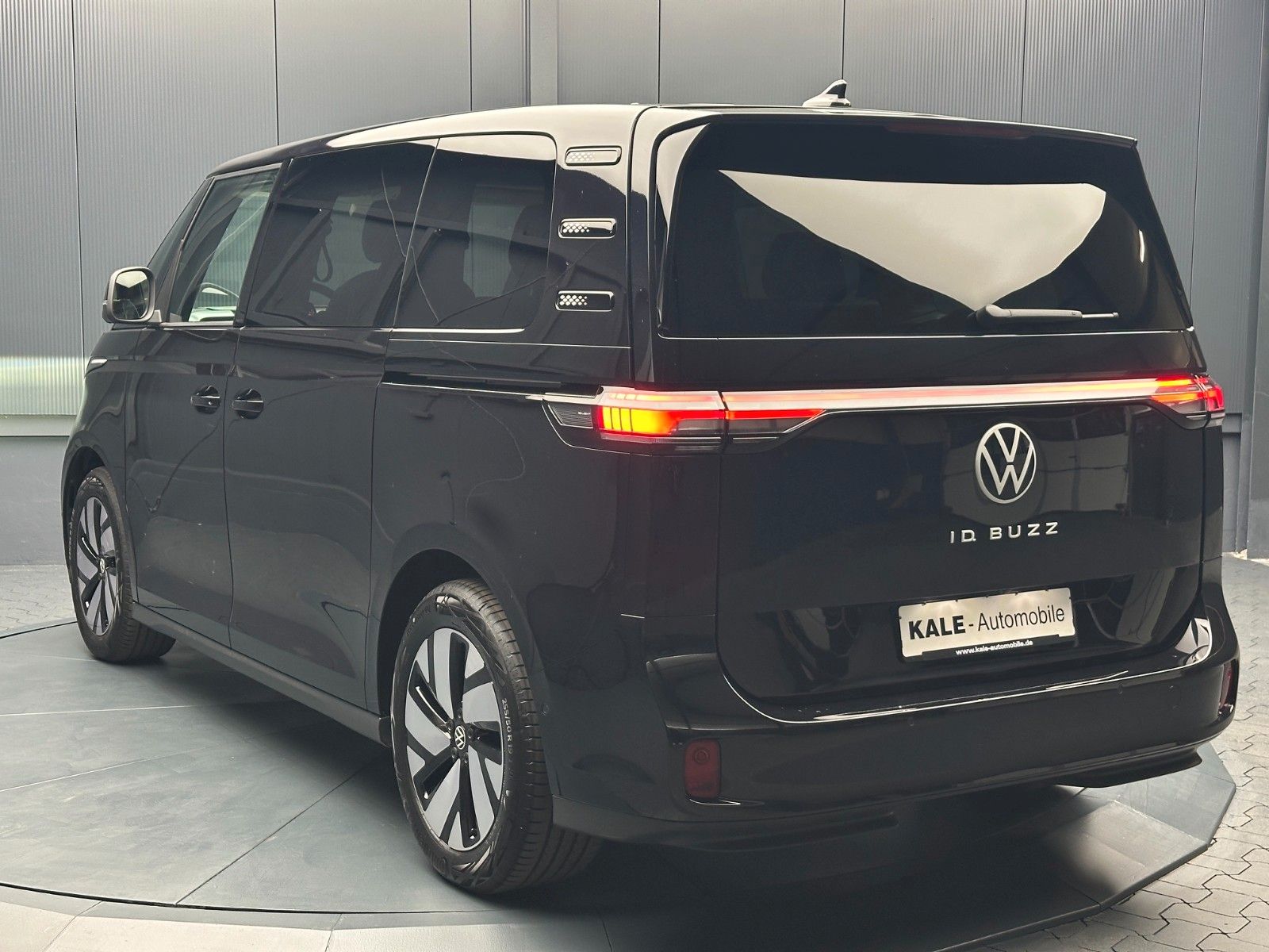 Volkswagen ID.Buzz Pro 210 kW 19Zoll Design HIFI 360 Trave foto 3
