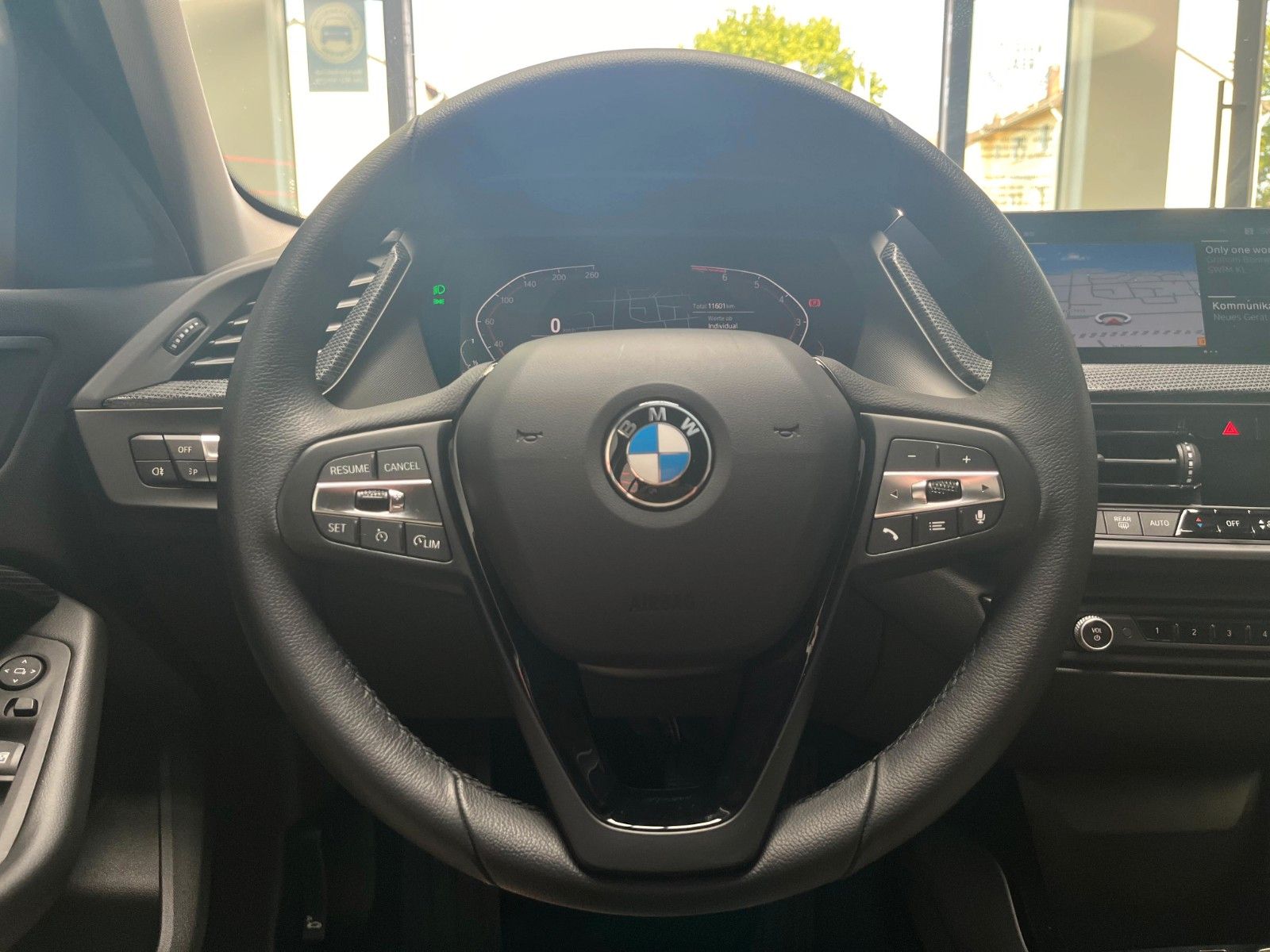 Fahrzeugabbildung BMW 118 i Advantage