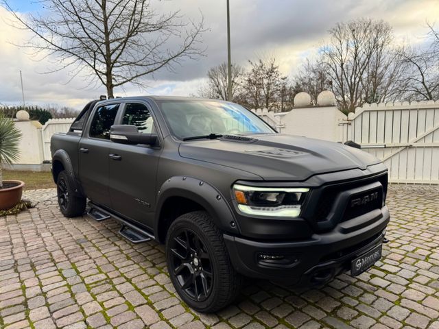 Dodge RAM 1500 5.7L 4x4 Rebel/Ahk/Kamera/LED/ACC/Pano/