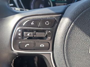 Kia Niro e-Niro 64 kWh Spirit *SCHIEBEDACH*NAVI*LED*