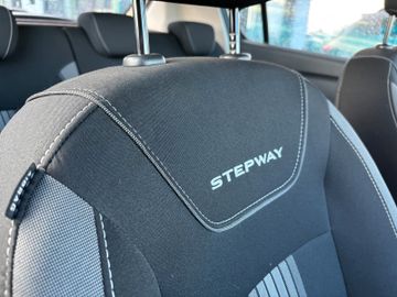 Dacia Sandero Stepway Celebration TCe 90