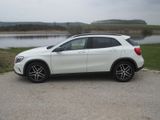 Mercedes-Benz GLA 200 Urban Urban Pano AHK - Mercedes-Benz GLA 200 aus 2014