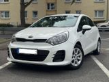 Kia Rio 1.1 CRDi 1. Hand Tüv Scheckheft - Kia Rio aus 2016
