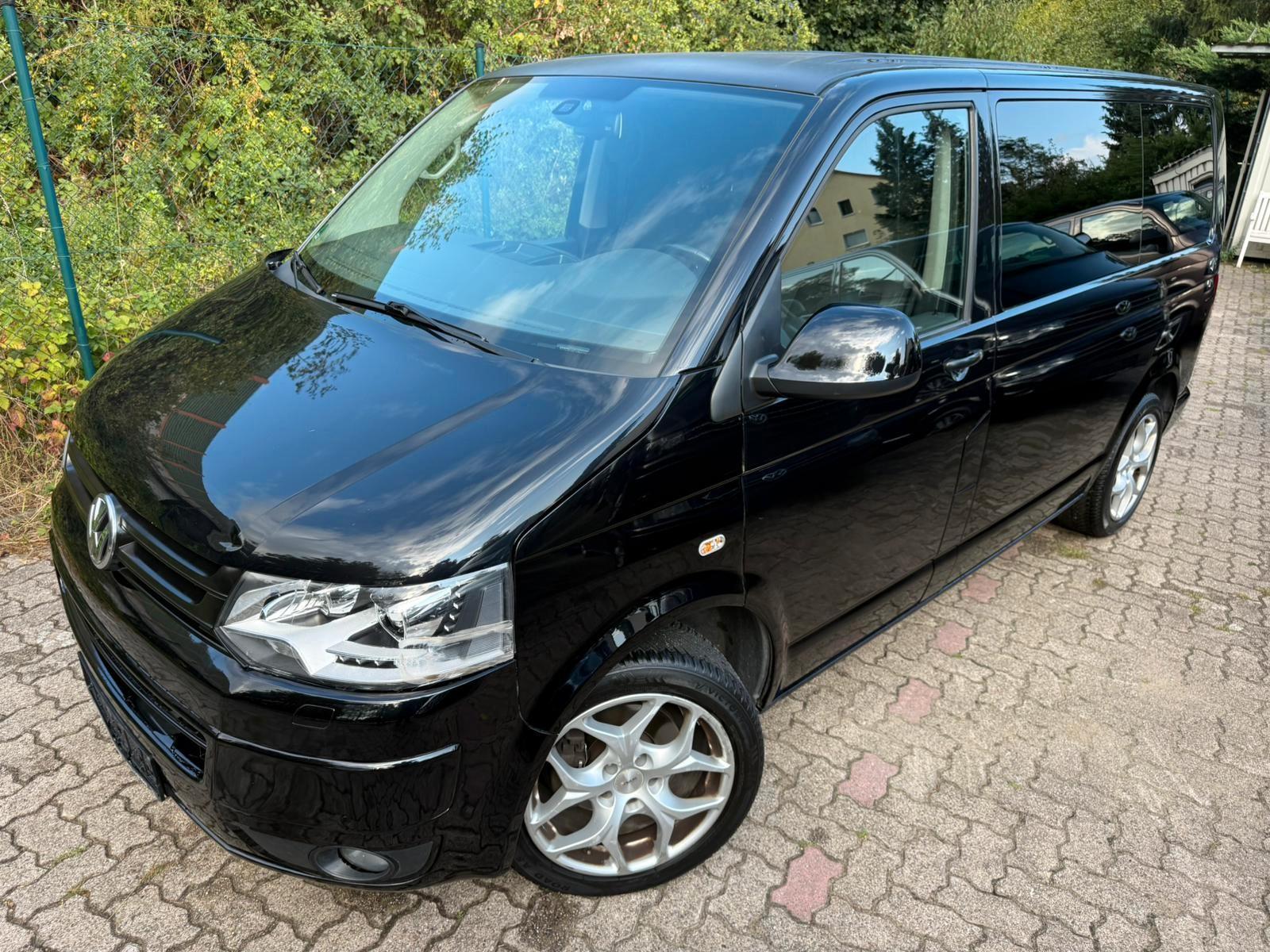 Volkswagen T5 Multivan 2.0TDI/COMFORTLINE/BI-XENON/NAVI/AHK