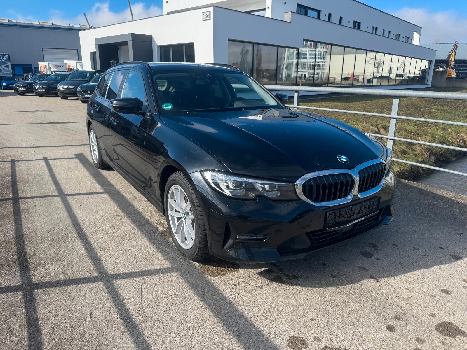 BMW 320 d Touring xDrive Advantage
