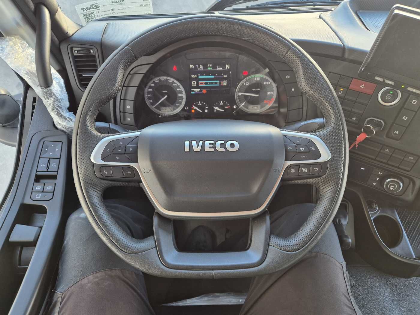 Fahrzeugabbildung Iveco S-Way AD190S40/FP Böse Schwenkwand LBW 2x AHK