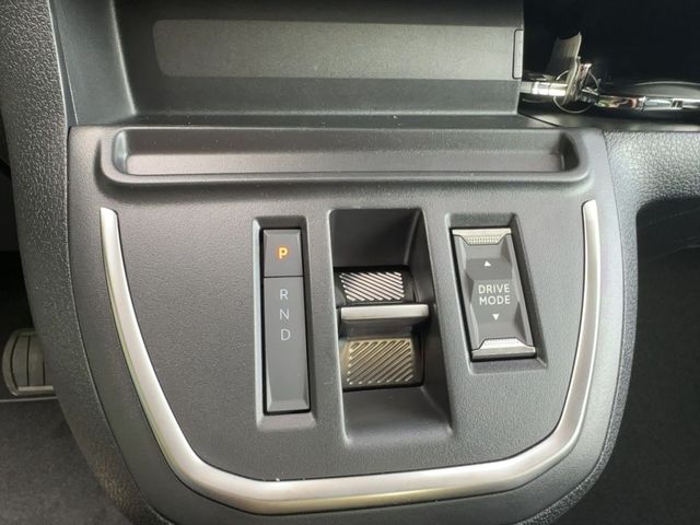 Foto Nummer 23: PEUGEOT Traveller