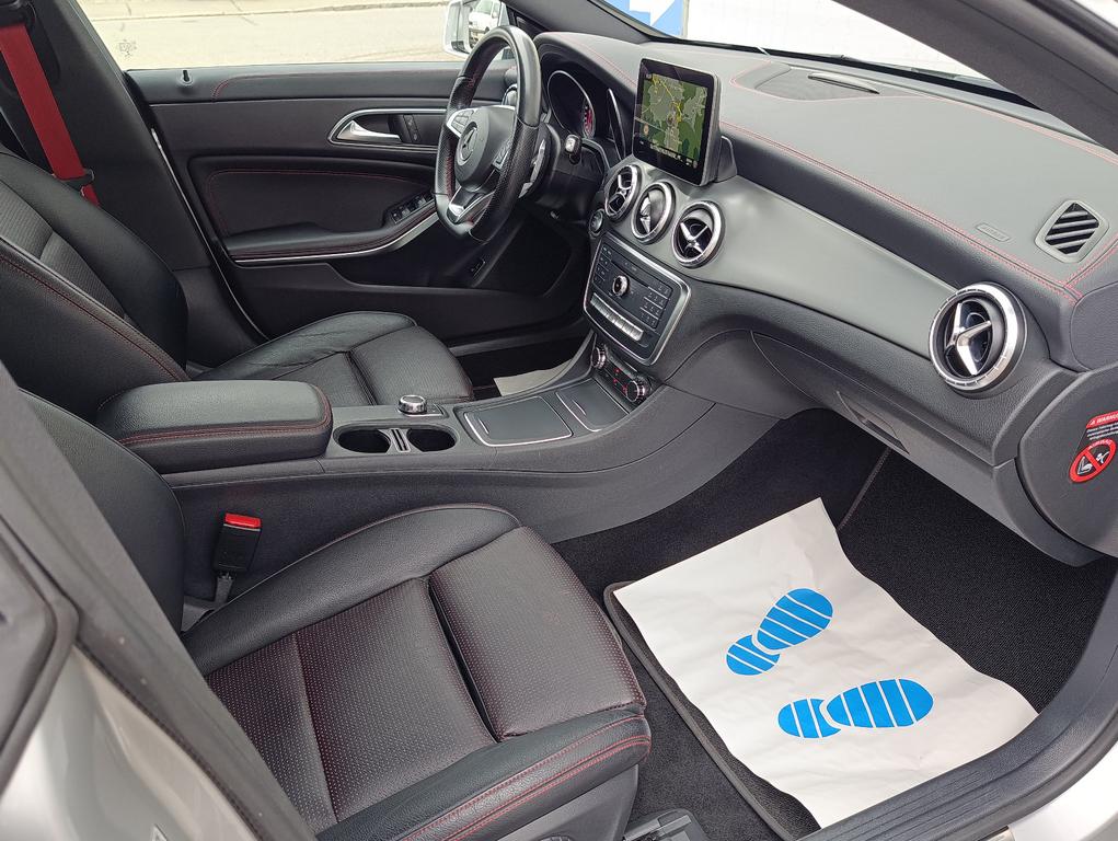 Mercedes-Benz CLA 220