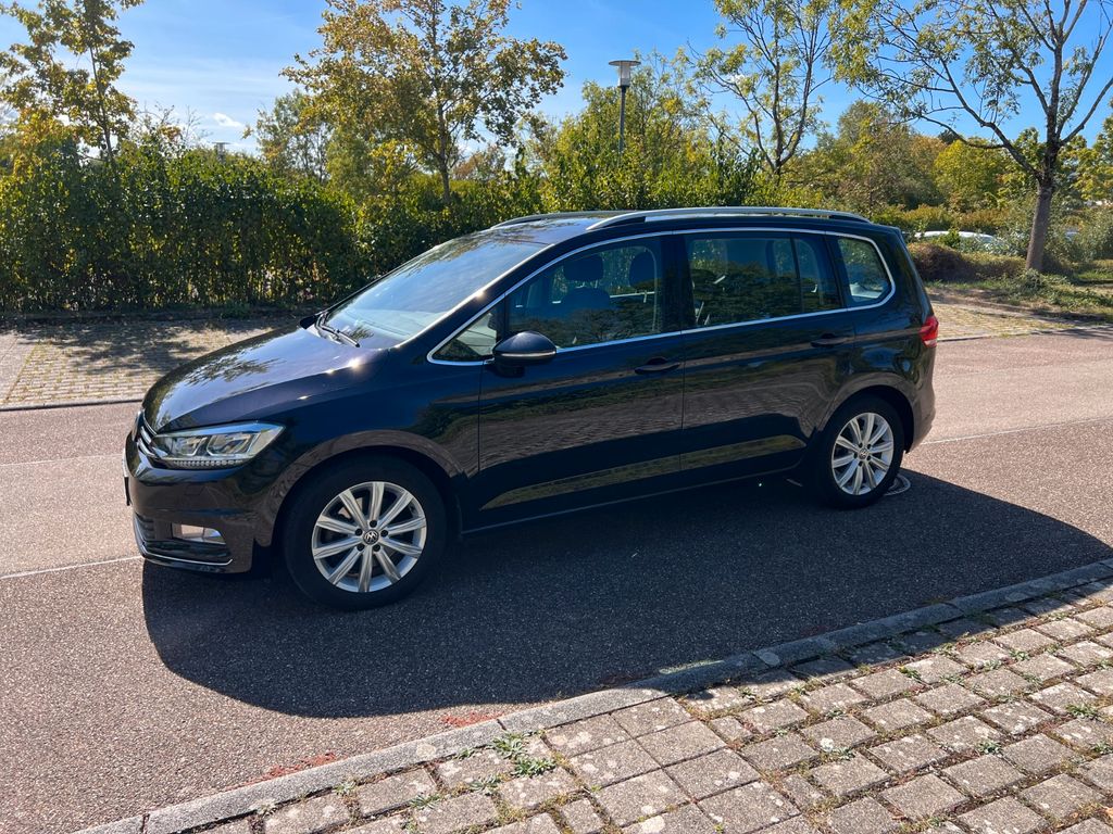 Image of Volkswagen Touran