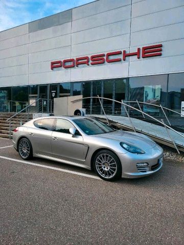 Porsche "Top gepflegter " Porsche Panamera 4  Plat...