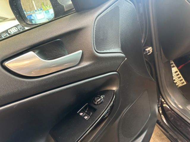 Alfa Romeo Giulietta *BI-XENONAFS)*2-ZONEN*TEMPO*SPORT*