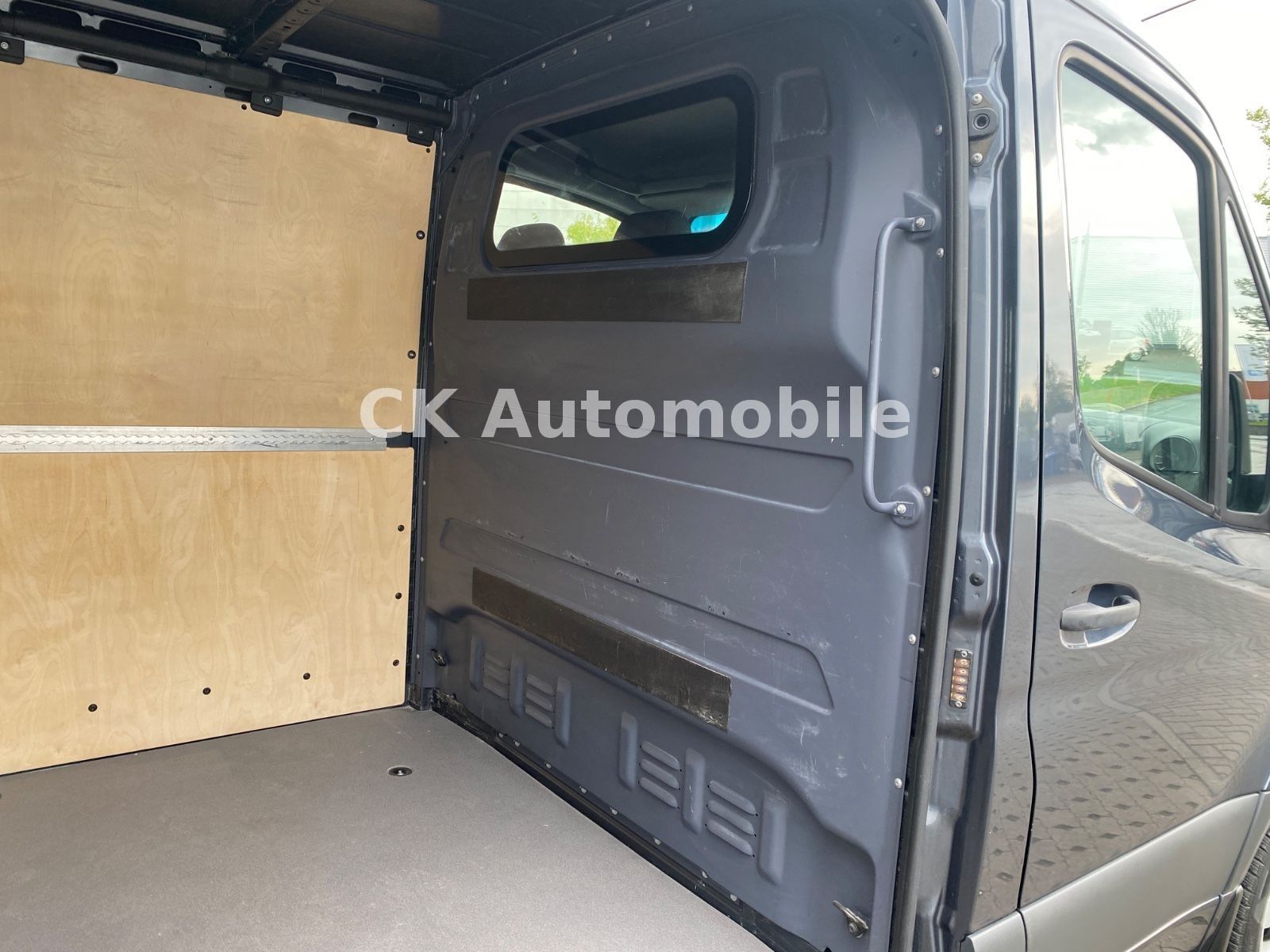 Fahrzeugabbildung Mercedes-Benz Sprinter III Kasten 214 H1L2/Navi/Klima/Kam/AHK