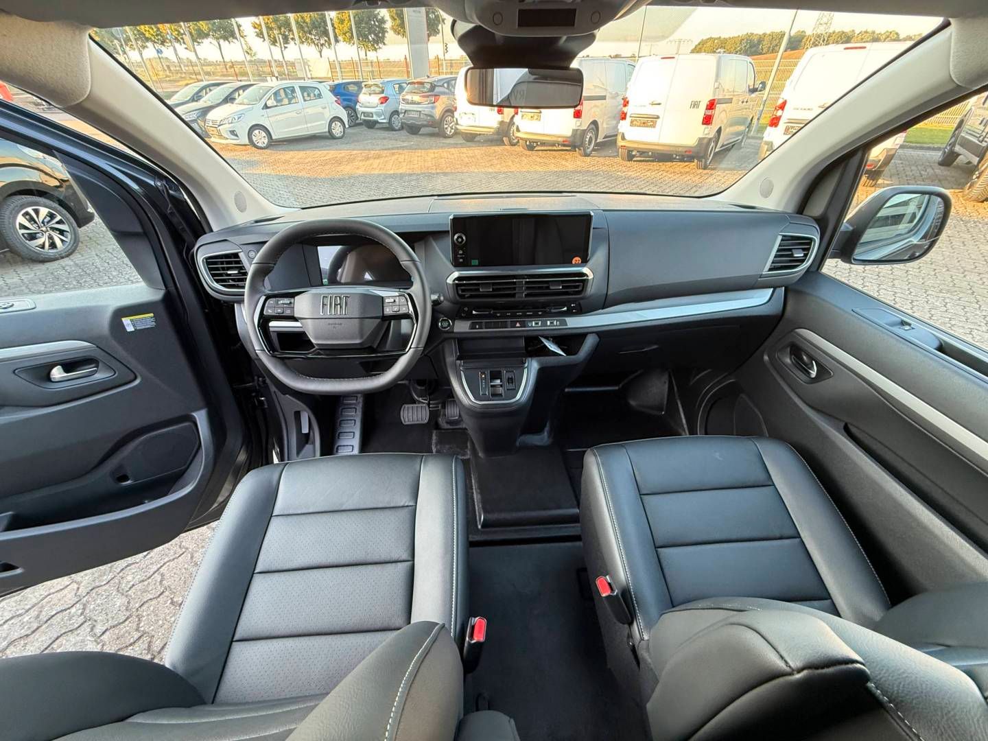 Fahrzeugabbildung Fiat SCUDO MULTICAB Automatik