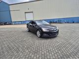 Opel Astra Twintop - Opel Astra aus 2006 mit Diesel-Antrieb