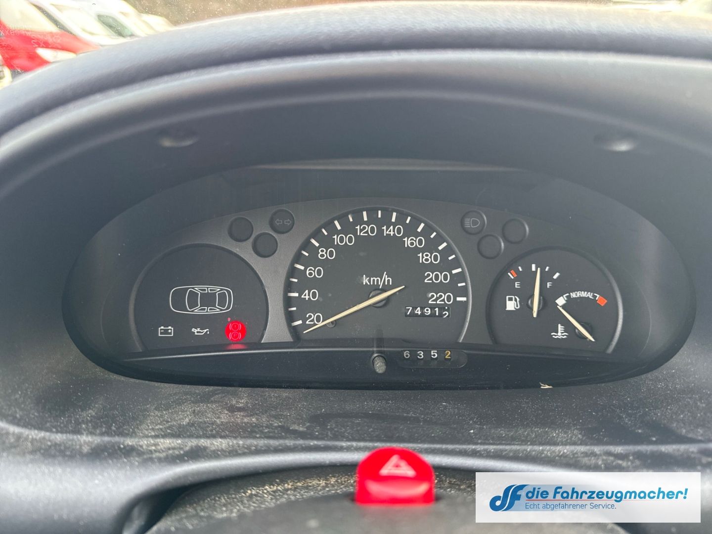 Fahrzeugabbildung Ford Fiesta TÜV 10/26 1.3l *EXPORT  74.000km