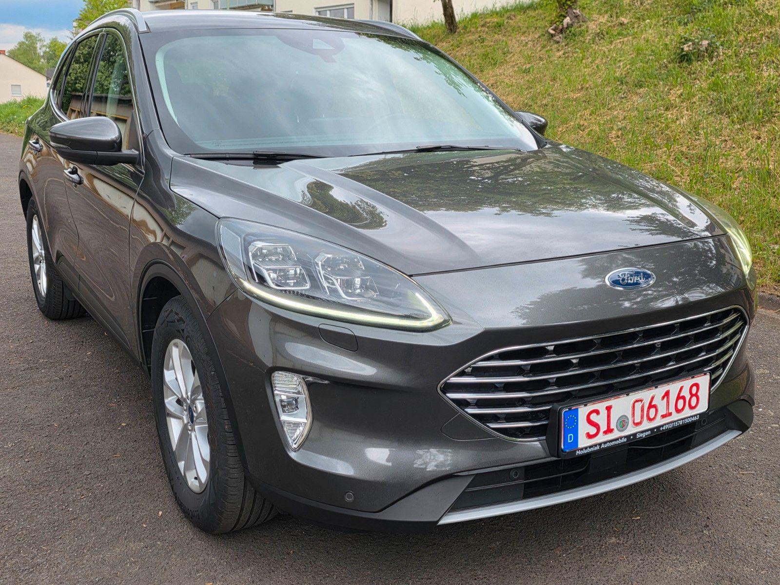 Ford Kuga Titanium X,4WD, 1Hand, LED, Assist,Navi,B&0
