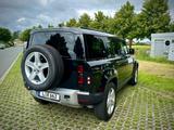 Land Rover Defender 3.0 D200 MHEV SE 110 SE - gebrauchte Land Rover Defender aus dem Jahr 2024