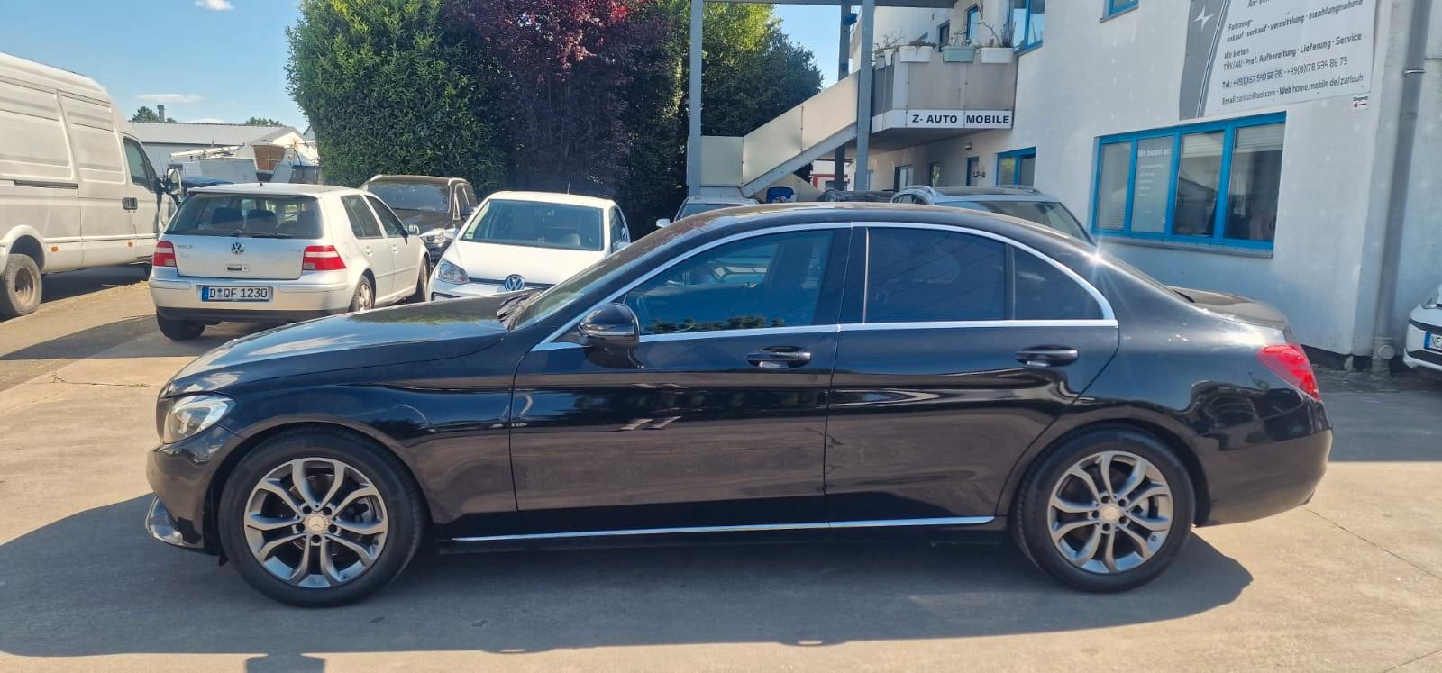 Mercedes-Benz C 220 BlueTec / d Avantgarde  -NAVI-LEDER-PDC-