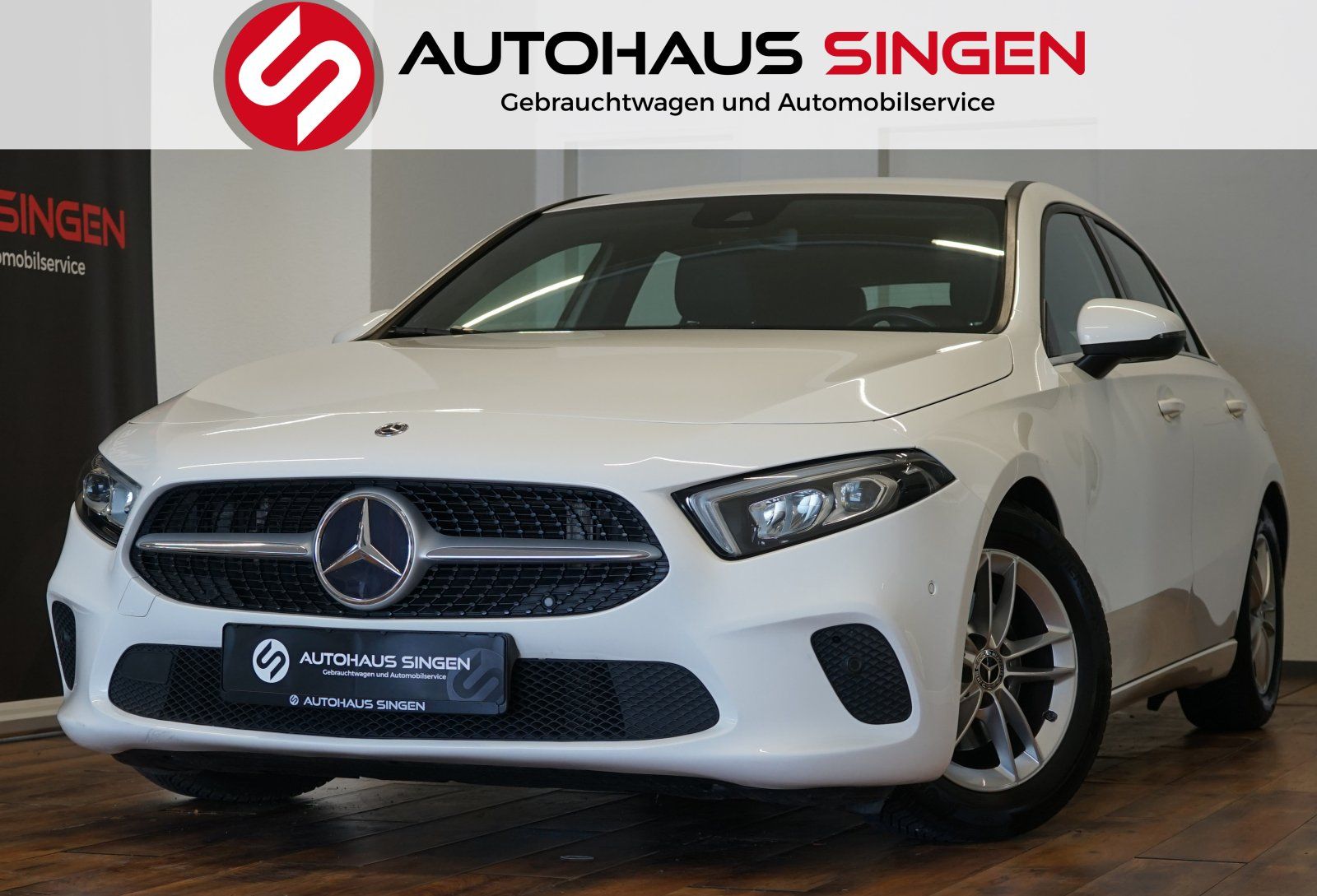 MERCEDES-BENZ A 180 AUTOMATIK|LED|NAVI|LEDER|KAMERA