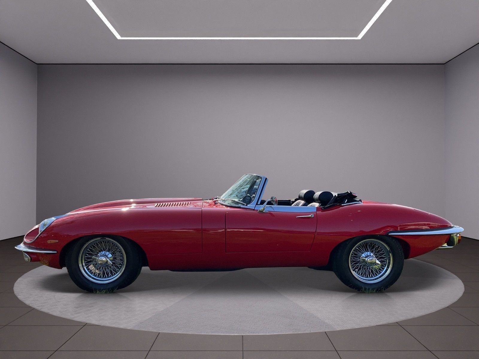 Fahrzeugabbildung Jaguar E-Type 4.2 Cabrio"Elke Sommer"Serie 2 retauriert