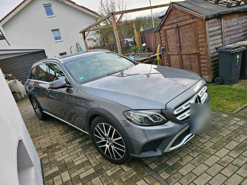 Image of Mercedes-Benz B 220