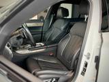 BMW 750 i xDrive M Sport V8*Traum*1.Hand*DAB*HUD*Exk - BMW 7 Series: 8