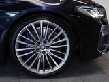 BMW M550i xDrive !Wartung inklusive! TOP Ausstattung - gebrauchte BMW M550 aus dem Jahr 2021