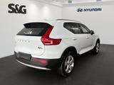 Volvo XC40 Momentum Pro 2.0 Diesel 2WD AHK*RÜCKFAHRKAM - weiße Volvo XC40