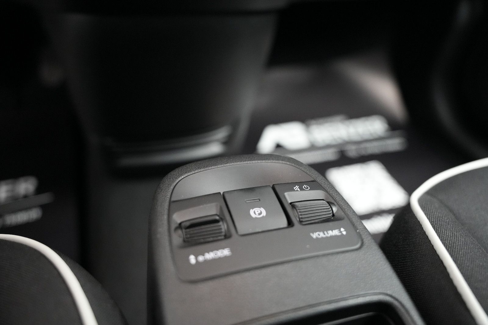 Fahrzeugabbildung Fiat 500 e*Klima*Bluetooth*Spurhalteassistent*Keyless