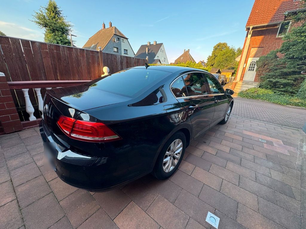 Image of Volkswagen Passat