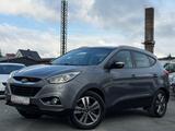 Hyundai ix35 2.0 GDI Trend 4WD/SHZ/NAVI/EURO 5 - Hyundai ix35: Allradantrieb, 2.0